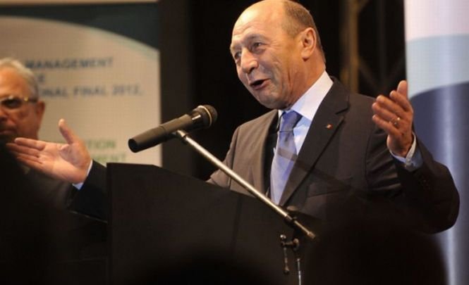 De ce nu vrea Băsescu să impoziteze marile averi. &quot;Sper nici să nu ajungem să facem asta&quot;