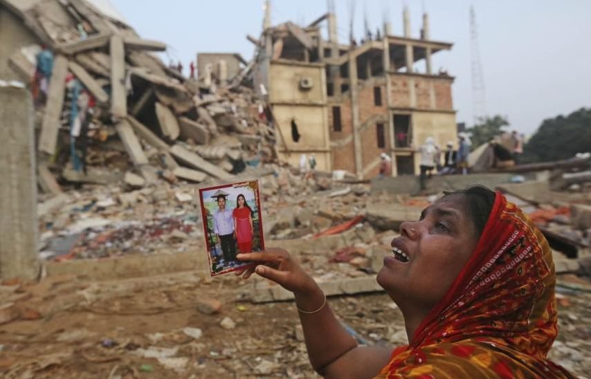 CAUZA prăbuşirii imobilului din Bangladesh, soldat cu peste 500 de morţi. &quot;Au încălcat orice reguli&quot;