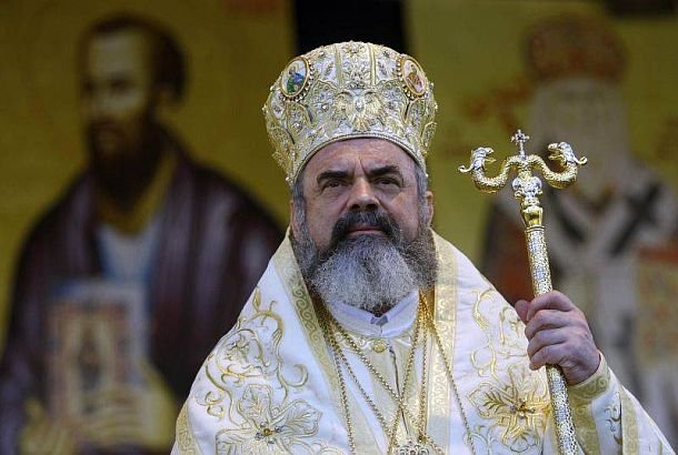 Mesajul Patriarhului pentru toţi creştinii din România: &quot;Să fim şi noi pentru semenii noştri un Simon din Cirene. Să le purtăm crucea&quot;