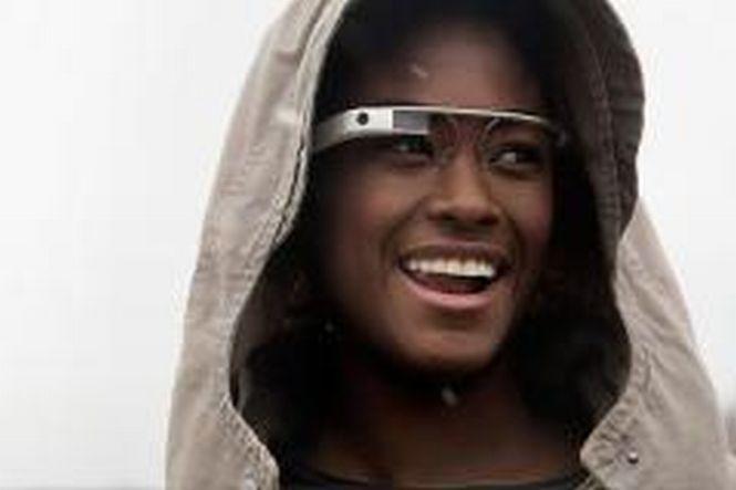 Ochelarii computerizaţi ai Google sunt contestaţi cu multe luni înainte de lansare