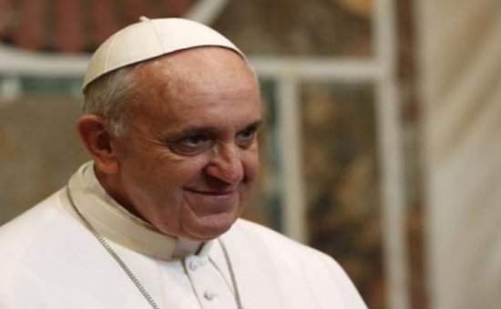 Papa Francisc le încurajează pe călugăriţe să fie mame, nu fete bătrâne