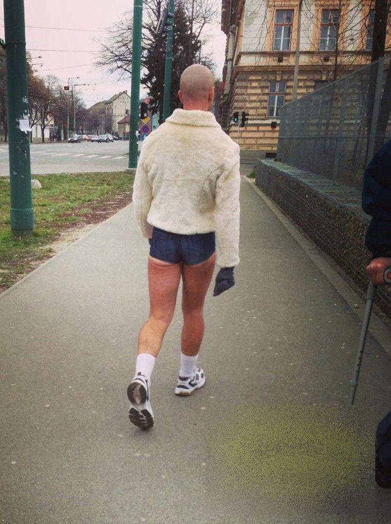 Toţi UNGURII au întors capul pe stradă. Iată imaginea care face furori în ţara vecină 206922