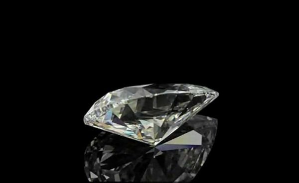 Un diamant incolor pur de 101 carate va fi scos la licitaţie, astăzi, la Geneva