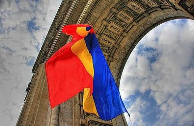 Marii artişti ai României sunt mândri de drapelul ţării. Pe 27 mai Antena 3 vă dedică cel mai frumos cadou