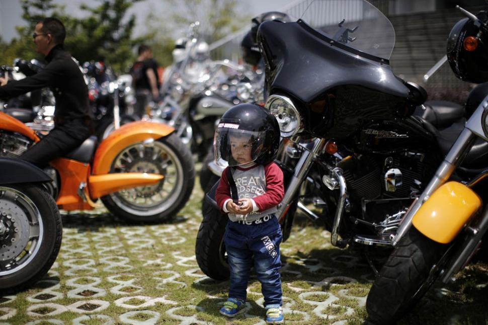 Aşa arată o întrunire a pasionaţilor de Harley Davidson în China 208341