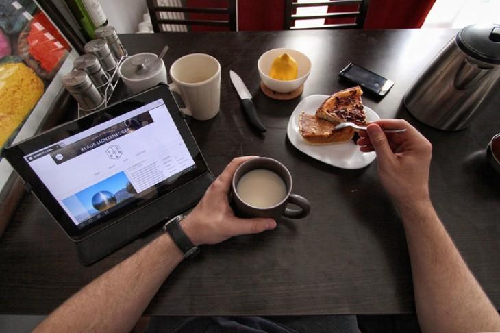 Fotografia celor doi ochi anonimi 208370