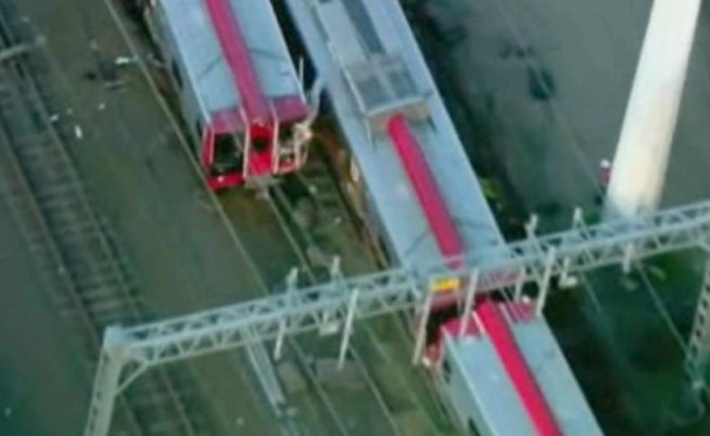 Coliziune între două trenuri în SUA. Aproximativ 60 de persoane au fost rănite