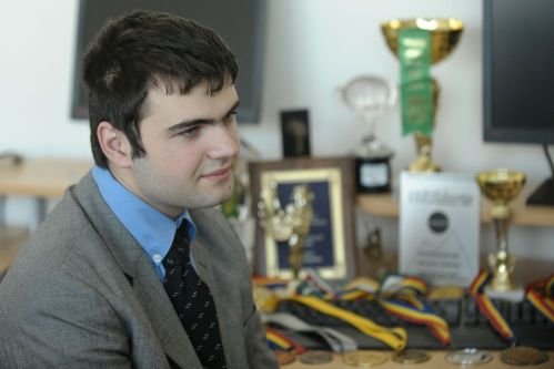 Un tânăr român a câştigat marele premiu la Intel ISEF. Vezi aici cu ce a impresionat o lume întreagă