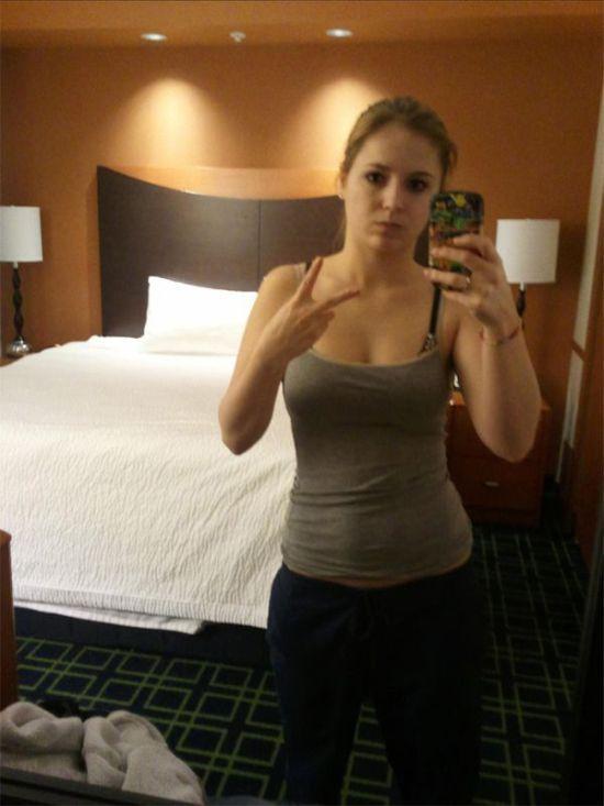 A arătat pe contul ei de Facebook mai mult decât trebuia. Prietenii ei s-au simţit jigniţi de ce au văzut 208617