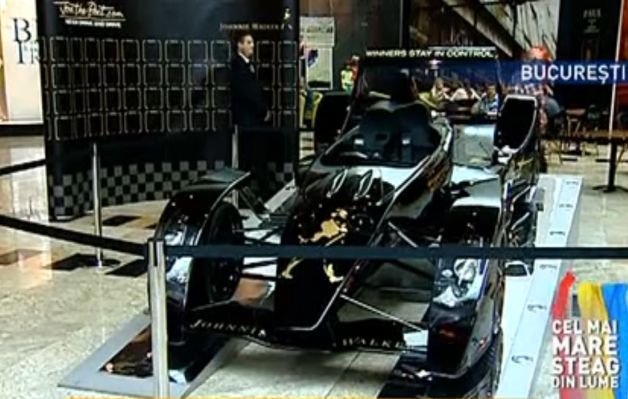 Caparo T1, celebra maşină a lui Mika Häkkinen şi modelul McLaren F1, expuse pentru prima dată în România