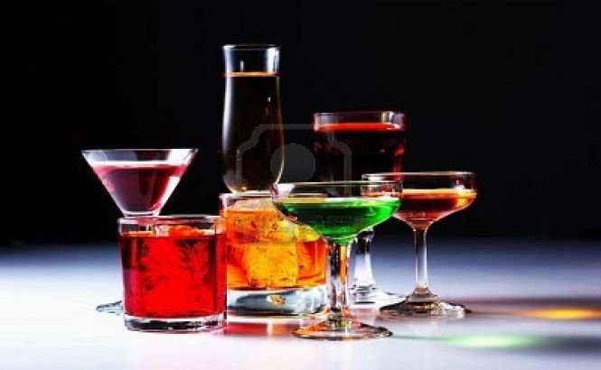 Turcia INTERZICE reclama la băuturile alcoolice