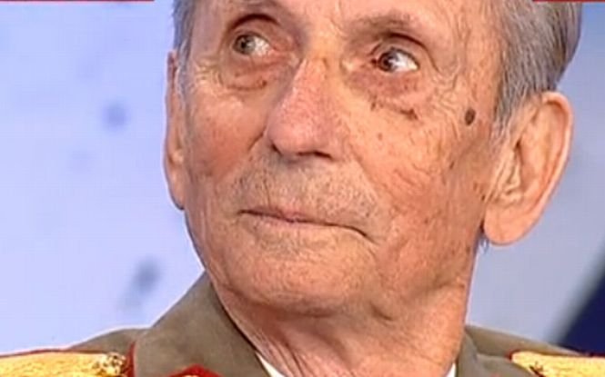 Un om care merită statutul de erou. Are 92 de ani şi a fost rănit de două ori în al Doilea Război Mondial