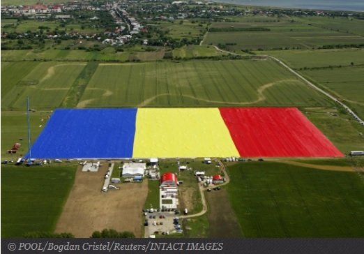 Antena 3 şi România, în Cartea Recordurilor cu cel mai mare steag
