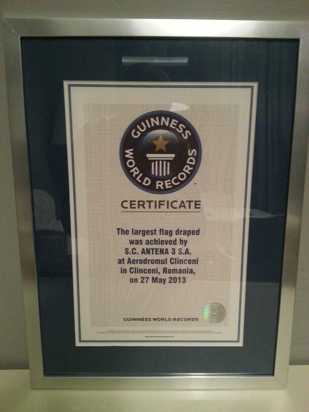 Antena 3 şi România, în Cartea Recordurilor cu cel mai mare steag 210142