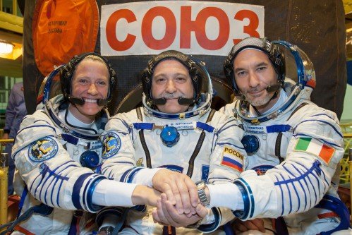 Trei astronauţi au ajuns la bordul ISS, după un nou zbor spaţial &quot;expres&quot; de mai puţin de şase ore