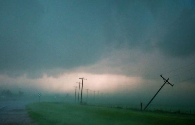 Cel puţin cinci persoane au fost ucise în urma tornadelor din Oklahoma