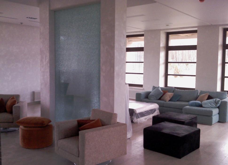 Aşa arată PALATUL şefului de la Căile Ferate. Are piscină interioară, saună şi o cameră specială de rugăciune 211509