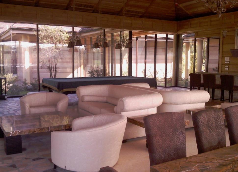 Aşa arată PALATUL şefului de la Căile Ferate. Are piscină interioară, saună şi o cameră specială de rugăciune 211519