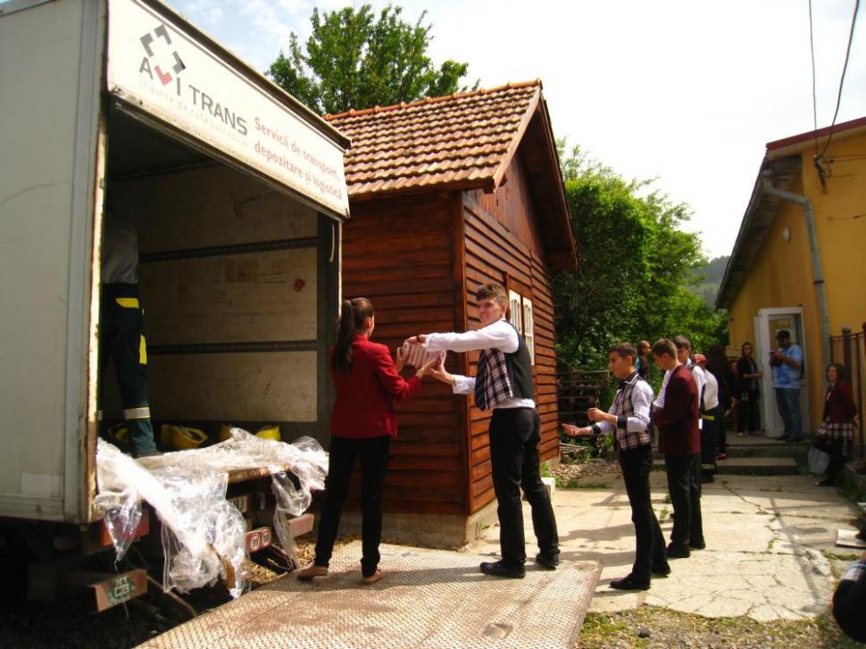 “Un copil lăsat fără cărţi, este un copil condamnat!”. Povestea oricărui bibliotecar şcolar din România 213937