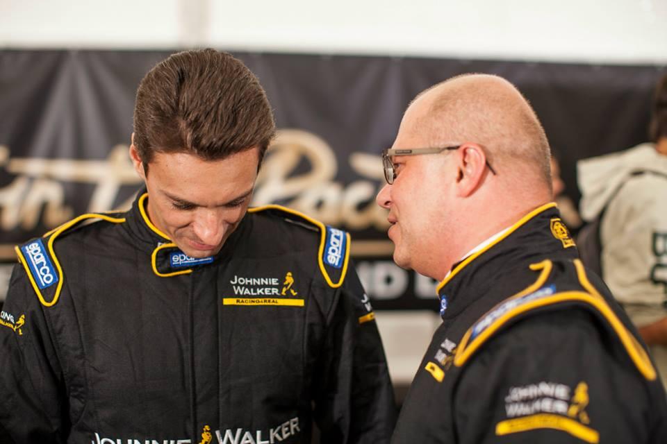 Join the Pact: Mircea Badea a semnat angajamentul de a nu se urca la volan sub influenţa băuturilor alcoolice 211691