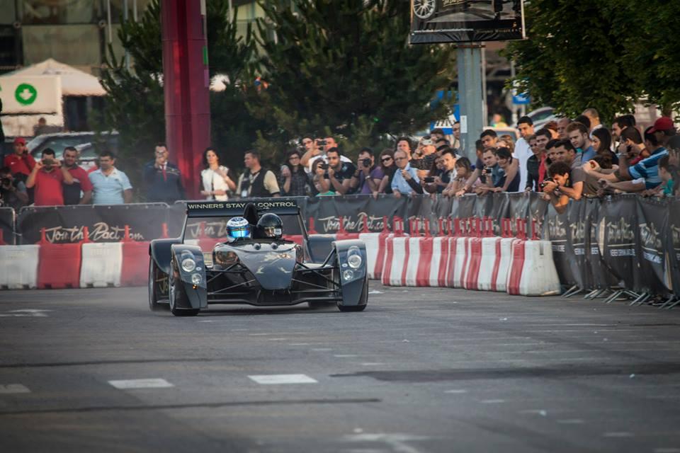 Join the Pact: Mircea Badea a semnat angajamentul de a nu se urca la volan sub influenţa băuturilor alcoolice 211693