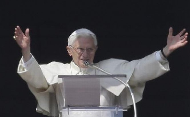 Papa Benedict vorbeşte despre starea sa de sănătate, în primul interviu după demisie
