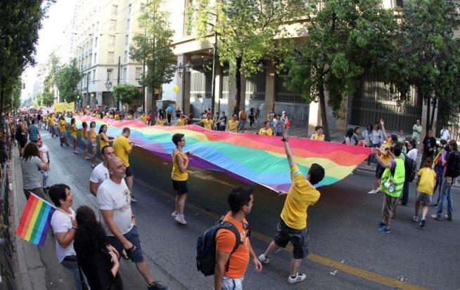 Mii de homosexuali şi activişti împotriva rasismului au defilat la Atena: Anul acesta reocupăm Atena! 212169