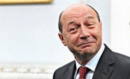Preşedintele Traian Băsescu revine în forţă. Oamenii lui batjocoresc România 