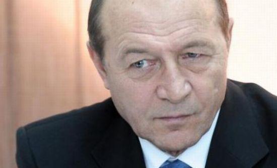 &quot;Propunerea asta îl îngroapă pe Băsescu&quot;. Anton Hadăr, despre numirea lui Duţă în fruntea CNAS