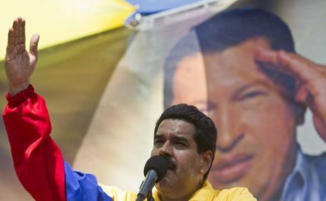 Delir venezuelean. Maduro îl vede pe Chavez întruchipat în pasăre