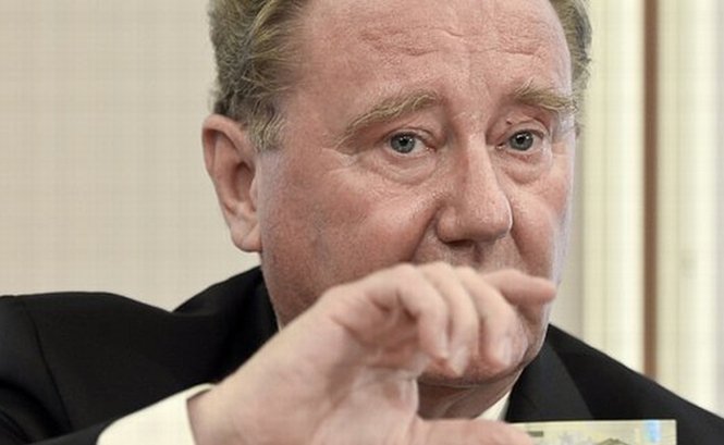 Viceguvernatorul băncii Austriei, pus sub acuzare pentru dare de mită