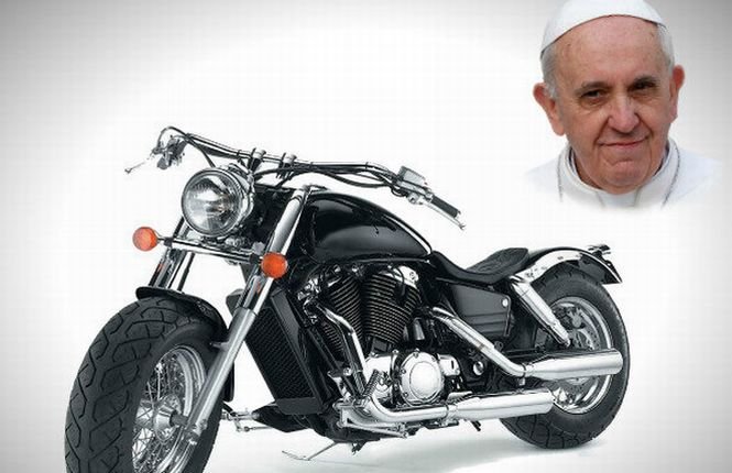 Papa Francisc a primit un cadou inedit cu ocazia Zilei Motocicliştilor