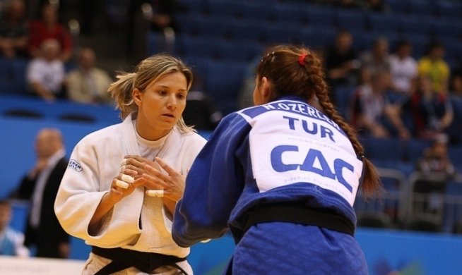 A murit Elena Ivaşcenko, cvadruplă campioană europeană la judo