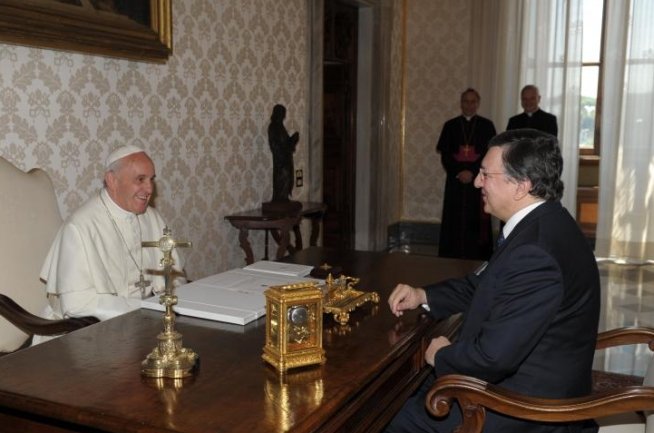 Şomajul, subiectul unei întrevederi a Papei Francisc cu preşedintele Comisiei Europene