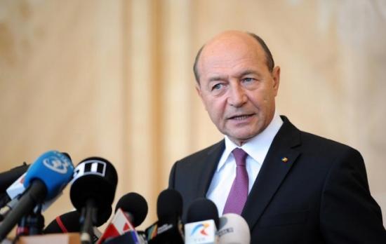 Referendumul pentru unicameral al preşedintelui Băsescu se va decide marţi