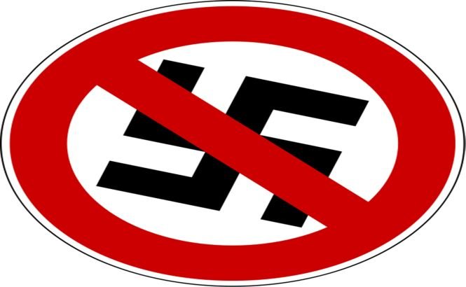 Letonia a interzis simbolurile naziste şi comuniste