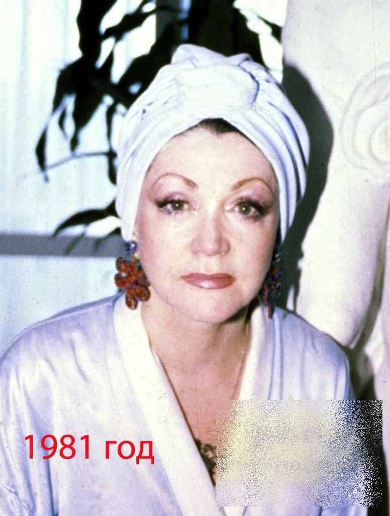 A fost una din cele mai frumoase femei ale Hollywood-ului. Acum arată ca un MONSTRU din cauza operaţiilor estetice 214153