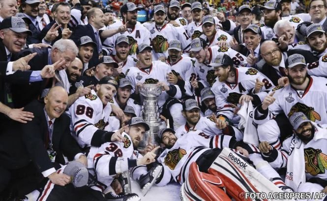 Dramatism în finala NHL: Chicago Blackhawks a câştigat Cupa Stanley prin două goluri marcate în ultimele secunde