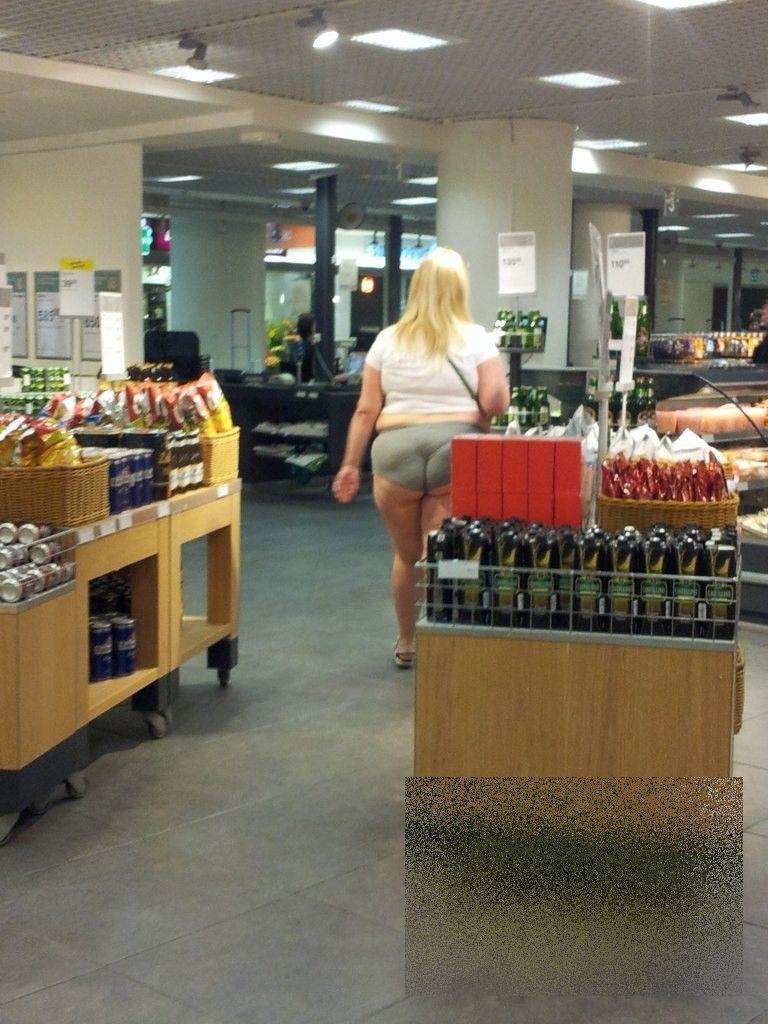 Trebuie să vezi imaginea asta. Ruşii au spus că este cea mai sexy femeie din Sankt Petersburg 214324