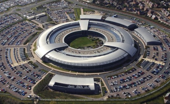 UE cere explicaţii Marii Britanii în urma unor acuzaţii de spionare a comunicaţiilor prin cablu