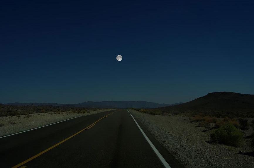 Cum ar arăta nopţile dacă alte planete ar fi la fel de aproape de Terra precum Luna 214871