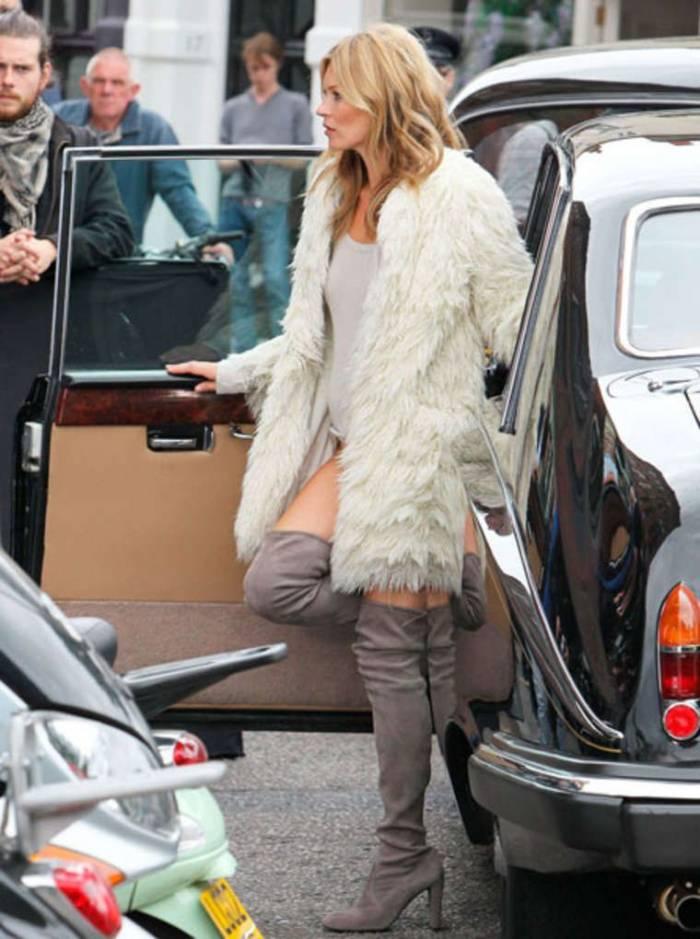 "A ajuns rău de tot. A ieşit pe stradă FĂRĂ chiloţi. E într-o stare deplorabilă". Vedeta internaţională, care i-a şocat pe paparazzi 214912