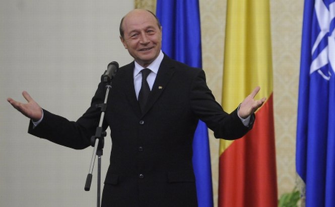Băsescu, în presa străină, despre relaţia cu Ponta: Nu am un conflict cu premierul. Acordul de coabitare funcţionează perfect
