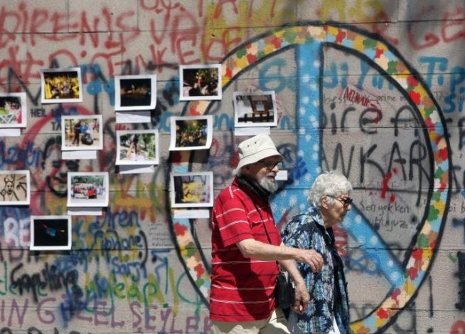 Artiştii, jurnaliştii şi scriitorii turci îndeamnă Guvernul să înceteze retorica urii