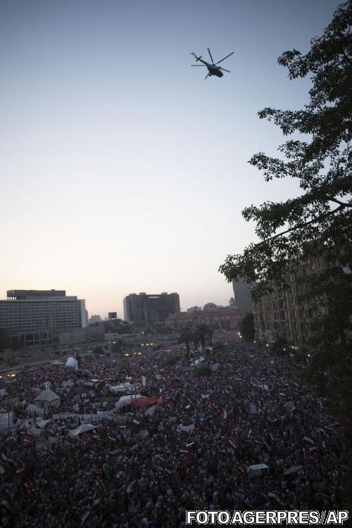 CEA MAI MARE MANIFESTAŢIE DIN ISTORIA EGIPTULUI: Milioane de oameni cer "prăbuşirea regimului Morsi" 215209