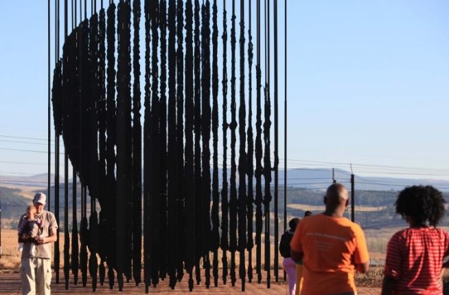 Lider tradiţional sud-african: Sufletul lui Mandela nu este împăcat