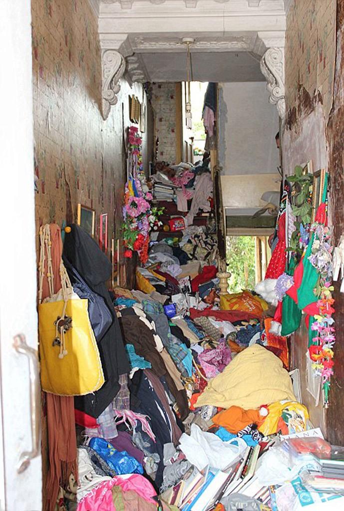 Îşi cumpărase această casă, în vremea boom-ului imobiliar. A ÎNCREMENIT când a deschis uşa locuinţei 215237