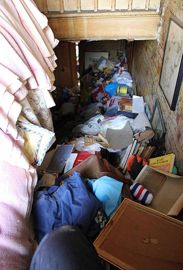 Îşi cumpărase această casă, în vremea boom-ului imobiliar. A ÎNCREMENIT când a deschis uşa locuinţei 215240