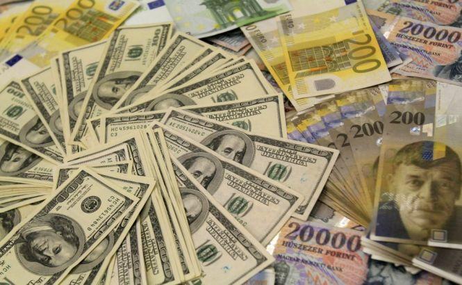 Rezervele valutare ale României la 30 iunie, în scădere