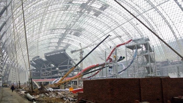 Cea mai MARE clădire din lume. Pentagonul încape în ea de TREI ori. "E atât de mare, încât i-am făcut un SOARE propriu" 215423